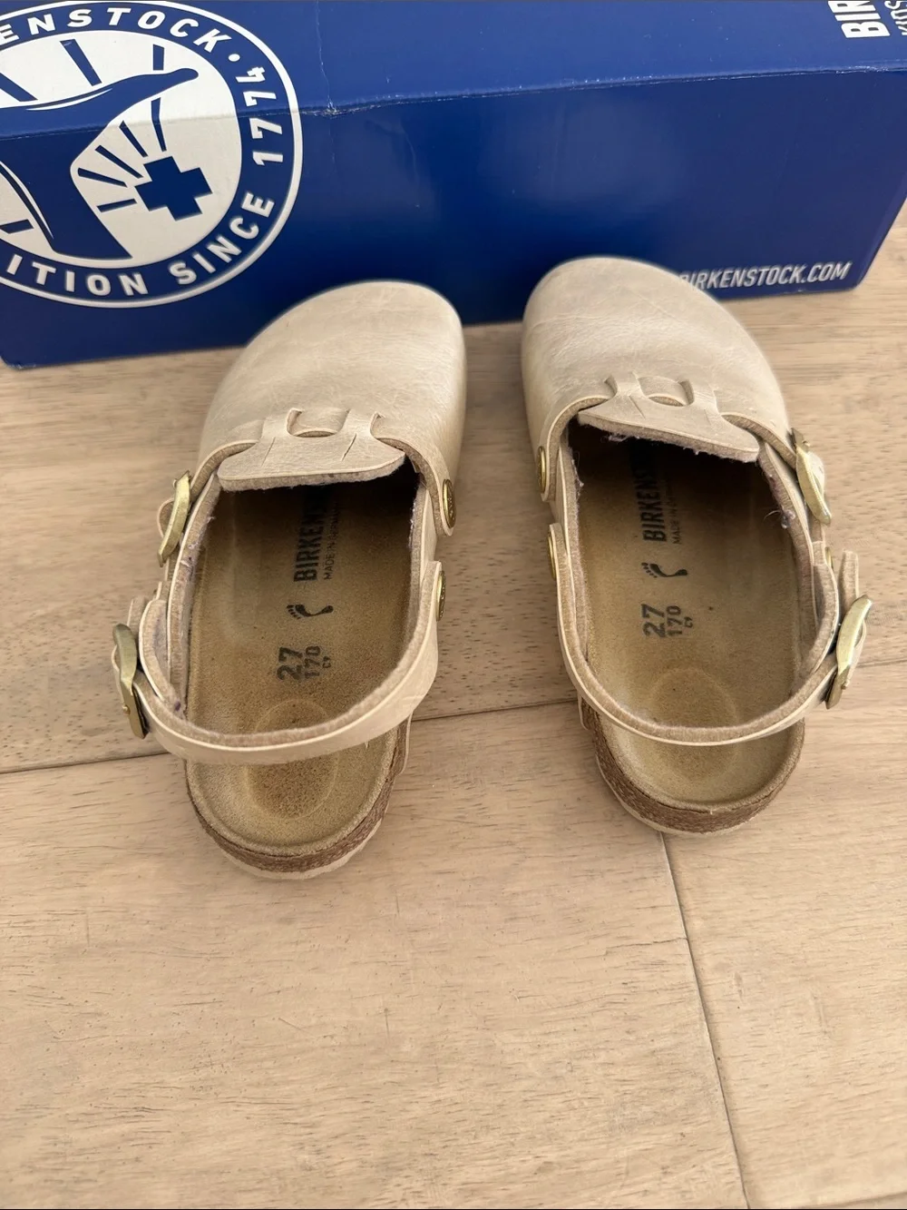 Birkenstock Kids Metallic Pearl Clogs - Pearl Cream - Kay kids size 27